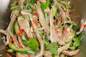 Gỏi dưa leo trộn tai heo